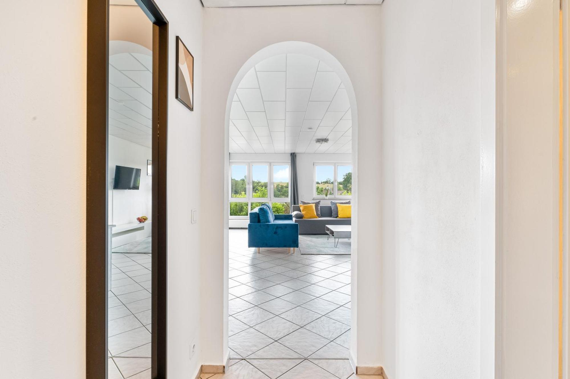Ferienwohnung Sunshine - 4 Personen Airport Messe Mit Tg-Garage Ostfildern Exterior foto