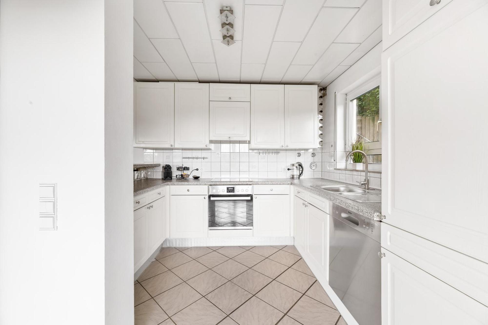 Ferienwohnung Sunshine - 4 Personen Airport Messe Mit Tg-Garage Ostfildern Exterior foto